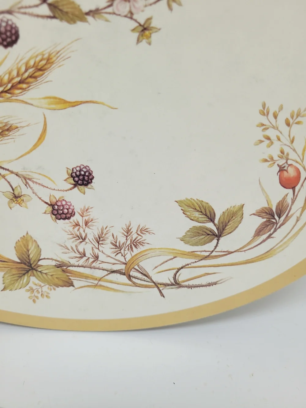 VTG Marks & Spencer St. Michael Covered Casserole Trivet in Cream, Gold